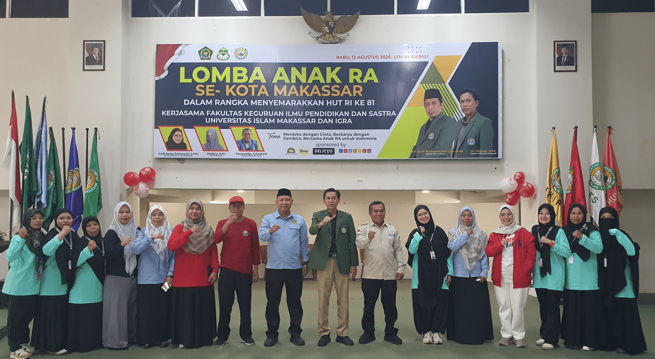 Anak-anak dan peserta lomba RA di Makassar dalam acara HUT RI ke-81.